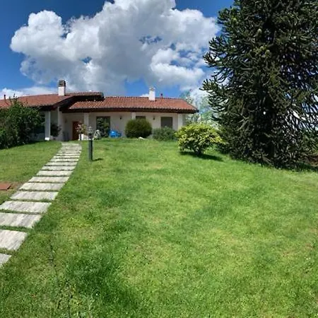 Casa Vacanze Al Capriano Appartamento Lampone Cantello Exterior photo